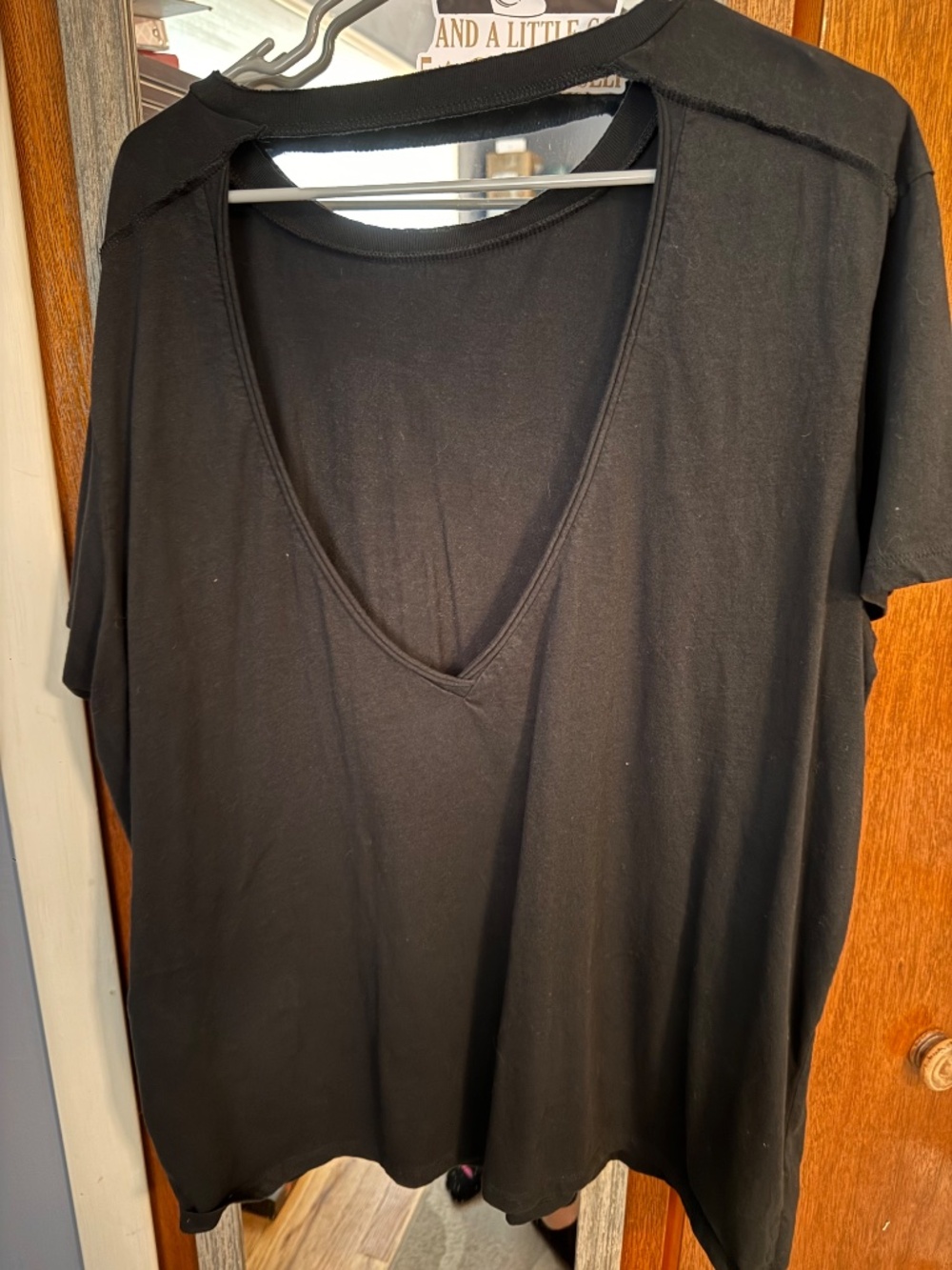 Distressed top - Picture 3 of 3